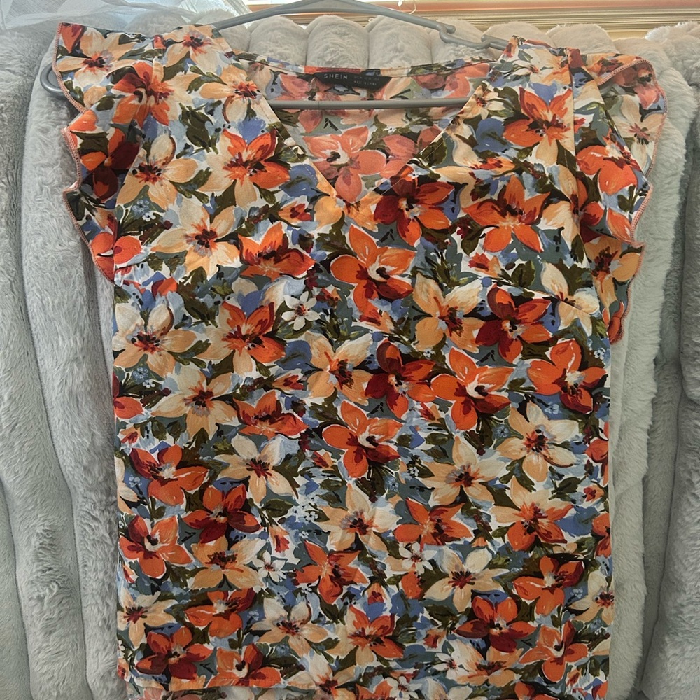 Floral V-Neck Blouse